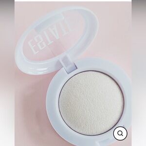 Estate Beauty Dew Me Baked Highlight Powder NIB